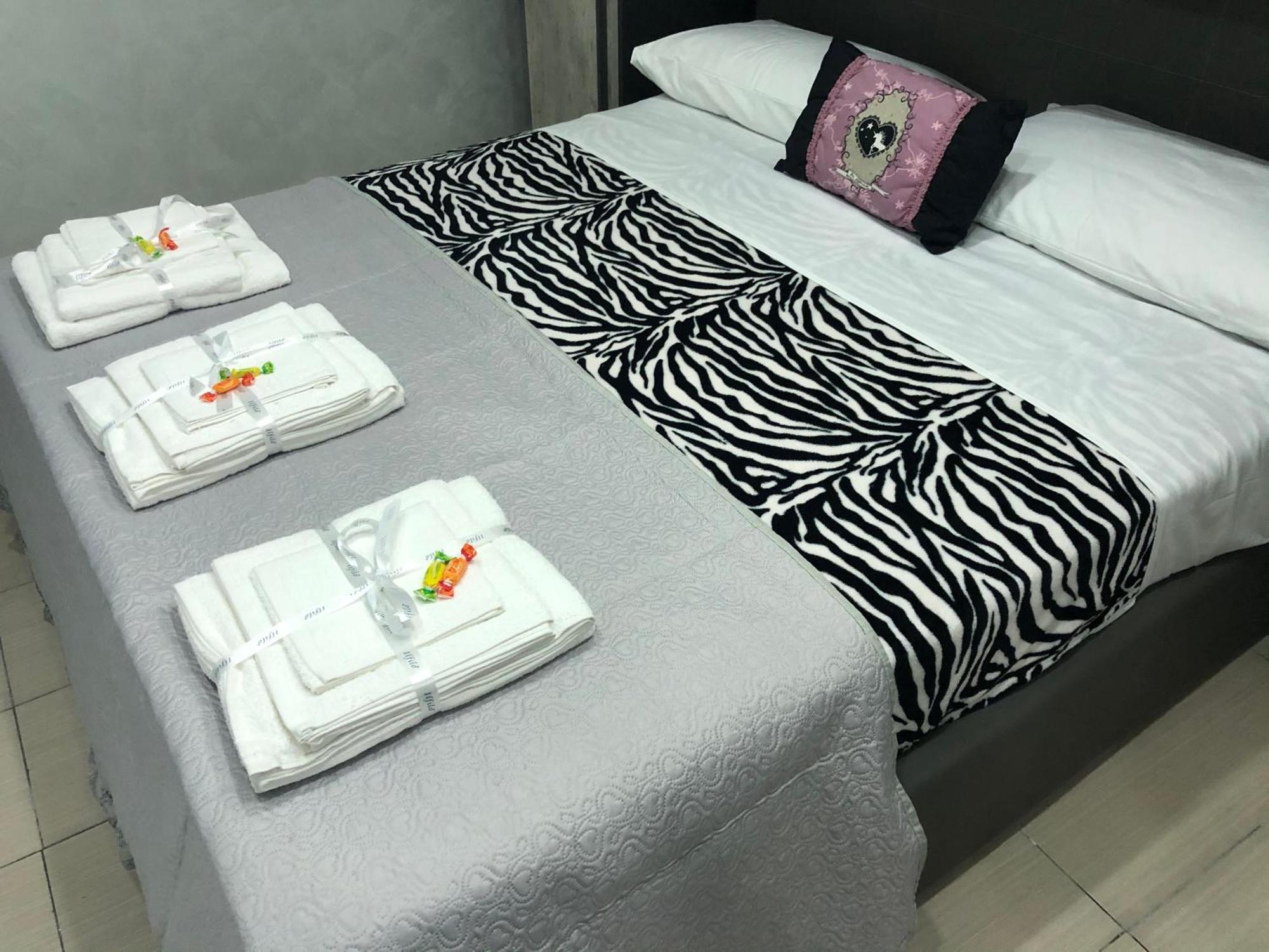 Cuore Di Napoli Apartment Bagian luar foto